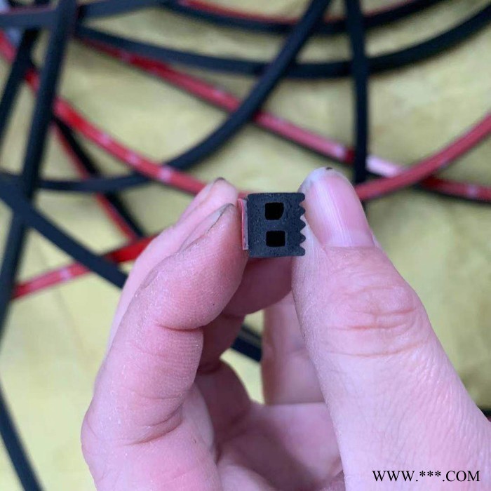 云联 三元乙丙门窗密封条 自粘密封条 橡胶发泡条 橡塑密封条 木门移门橱柜防撞密封胶条 厂家图2