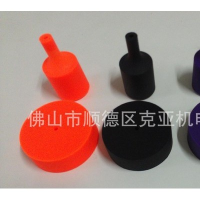 硅胶配件：硅胶灯罩，硅胶灯杯，硅胶吸顶盘