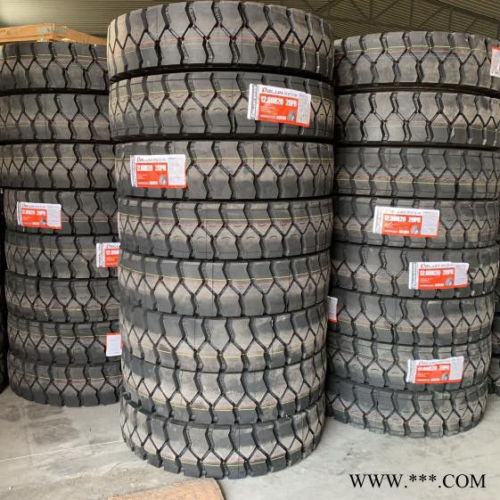 1200R20轮胎 足球块 矿山中花1200R20卡车轮胎图2