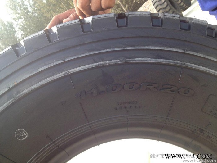 1100r20轮胎三线花纹 **轮胎  质量保证  卡车轮胎  **图2