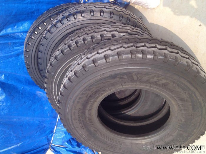 1100r20轮胎三线花纹 **轮胎  质量保证  卡车轮胎  **图3