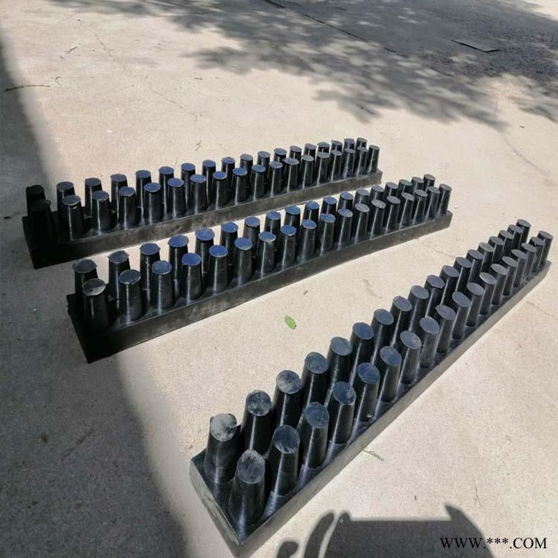 氯丁橡胶减震板 钉型减震板 橡胶减震板   保质保量 龙翔 定制  支持定制图2