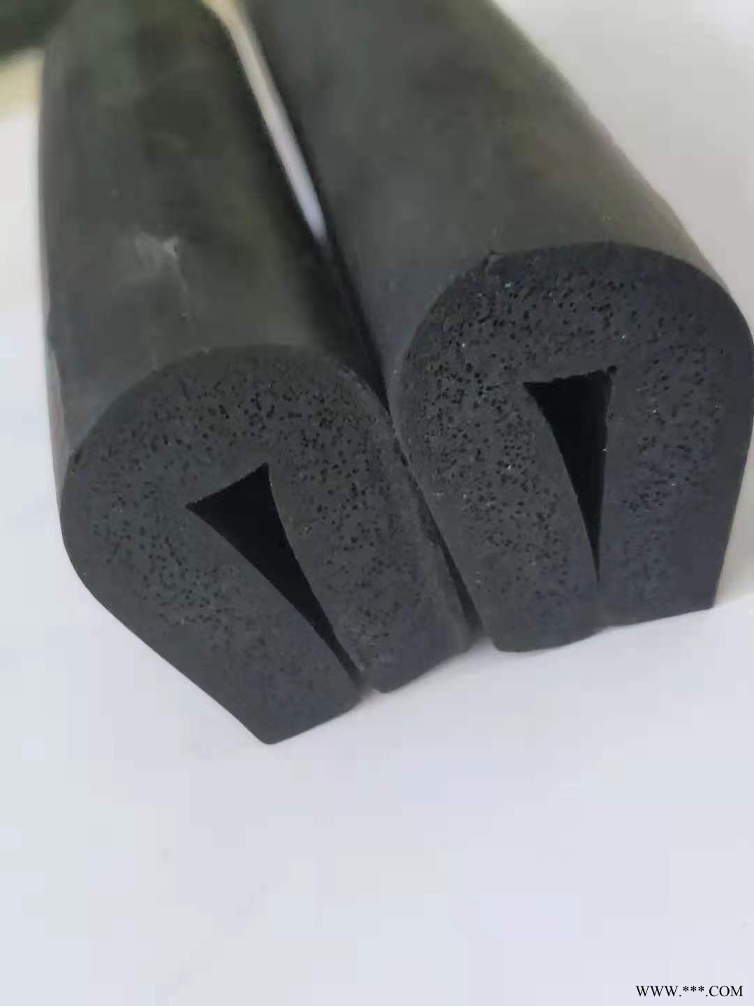 利泰三元乙丙橡胶包边条U型发泡密封条机械防撞条型号齐全橡胶条图2