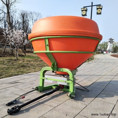 志成供应农用颗粒化肥抛洒机 拖拉机轴传动带撒肥机 加厚大圆桶撒肥机