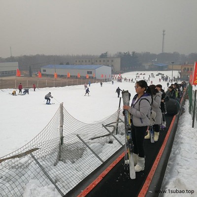 滑雪场防锈耐超低温的雪地电梯 诺泰克智能雪地输送带生产厂家批发