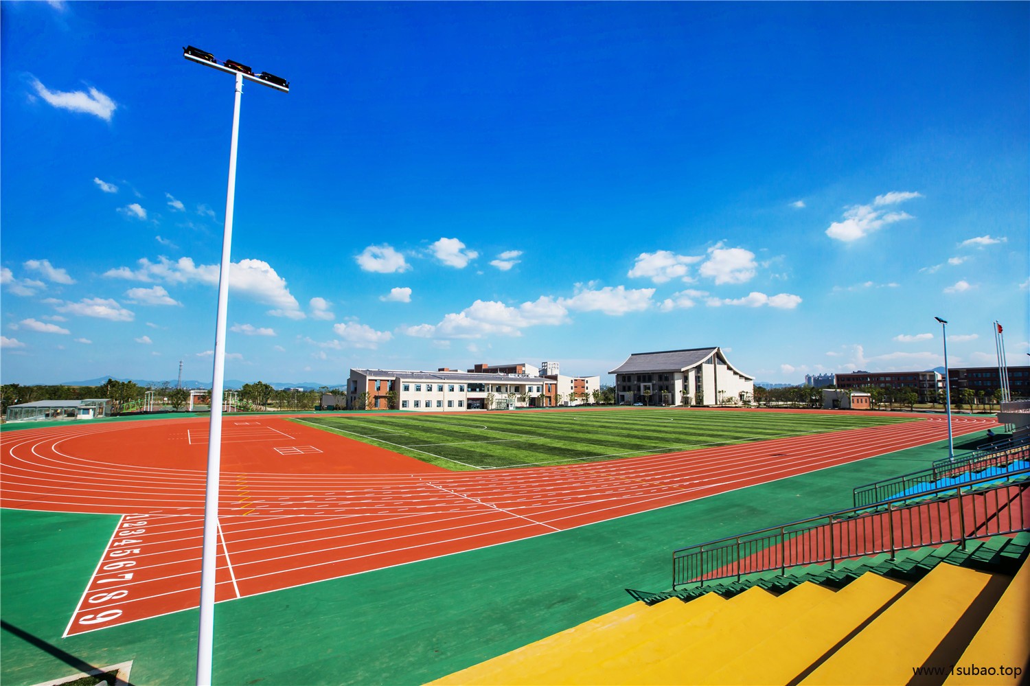 华飞供应 新国标塑胶地坪 塑胶跑道塑胶 篮球场羽毛球场硅PU球场图2