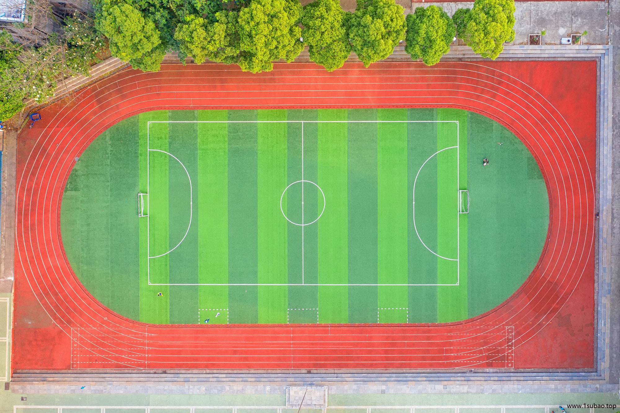 学校塑胶跑道场地 硅PU篮球场 塑胶网球场 运动场地 场地围网建设 华飞体育图2